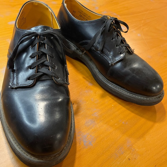 Other - VTG Mens 7.5 Wide Black Leather Oxford Steel Toe Work Safety Shoes Oil Resistant